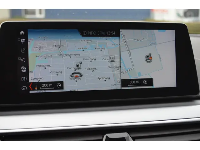 BMW 5 Serie 540i xDrive Touring 340 pk 2017 Benzine 32