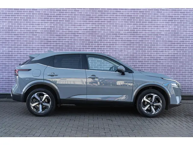 Nissan QASHQAI 1.3 MHEV Xtronic N-Connecta 2021 Benzine 6