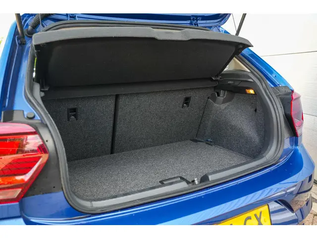 Volkswagen Polo 1.0 TSI Comfortline 2021 Benzine 25