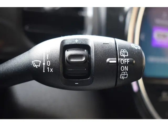 MINI One Mini 1.5 Essential 2021 Benzine 18