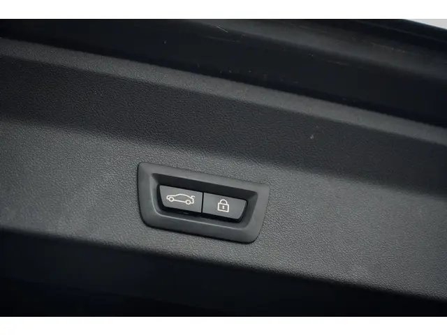 BMW X3 xDrive30e 2022 Hybride Benzine 33