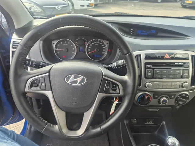 Hyundai i20 3