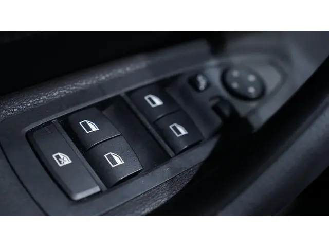 BMW X1 xDrive25e m Sport 2022 Hybride Benzine 27