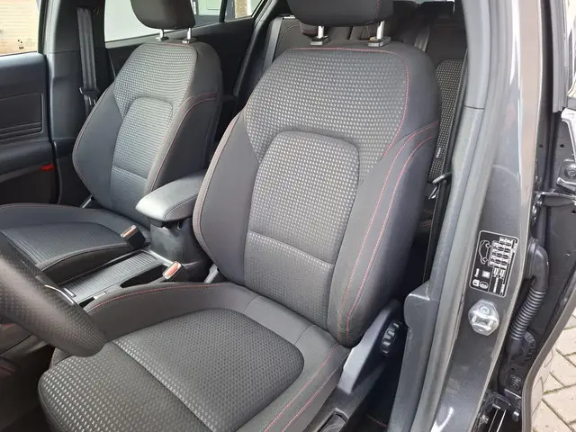 Ford Focus 1.0 EcoBoost Hybrid ST Line X 2023 Benzine 41