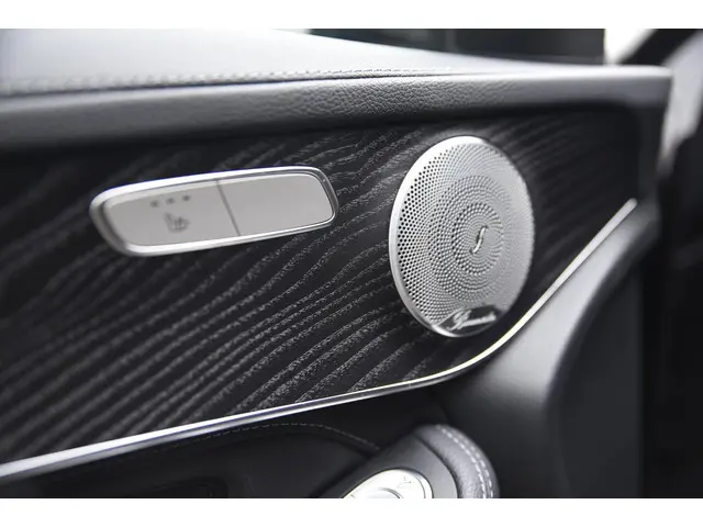 Mercedes-Benz GLC AMG 63 S 4MATIC+ 2018 Benzine 24