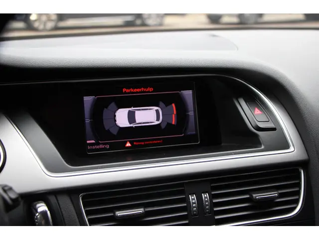 Audi A4 Avant 1.8 TFSI Pro Line S 2013 Benzine 13