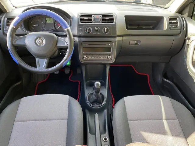 Škoda Fabia Combi 1.2 Go | Airco 2014 Benzine 10
