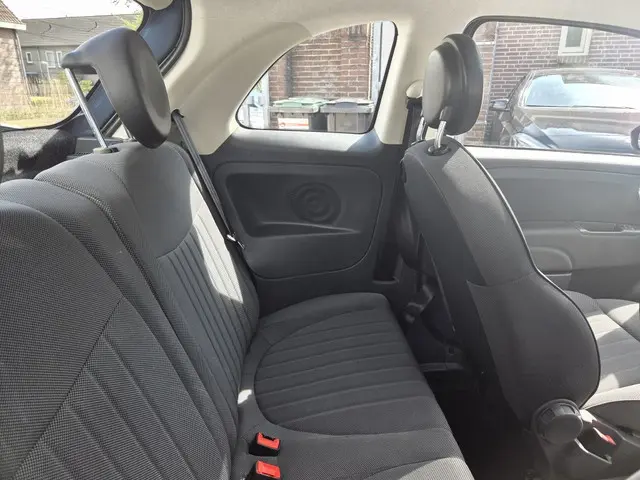 Fiat 500 1.0 TwinAir Lounge 2013 Benzine 32