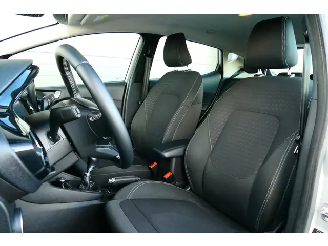 Ford Fiesta 1.0 EcoBoost Titanium 2019 Benzine 32