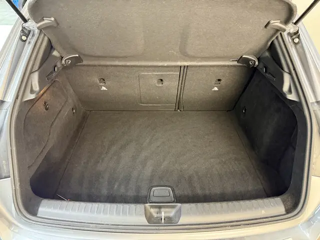 Mercedes-Benz GLA 200 Ambition, 157Pk, 2014, 2014 Benzine 31