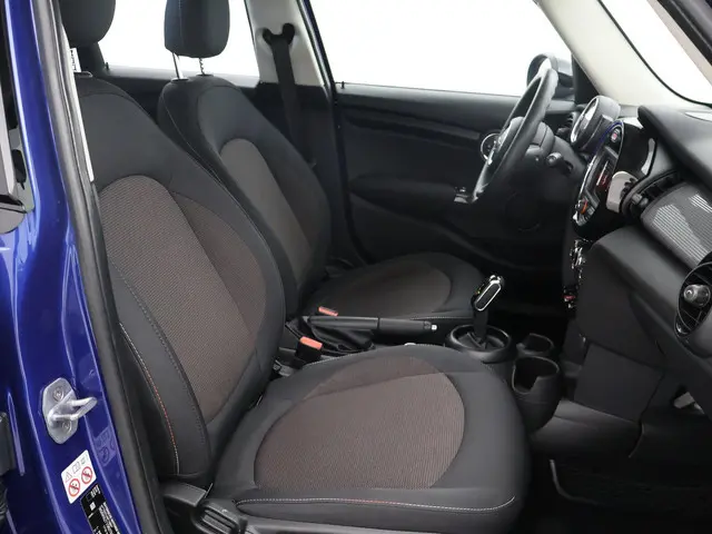 MINI 5-Deurs Mini 1.5 COOPER SALT AUT. 2018 Benzine 12
