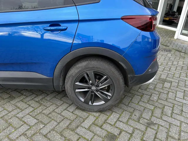 Opel Grandland X 1.2 Turbo Elegance 2021 Benzine 9