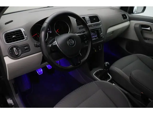Volkswagen Polo 1.2 TSI Highline 2014 Benzine 8