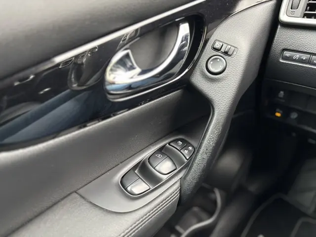 Nissan QASHQAI 1.2 Tekna 2015 Benzine 9