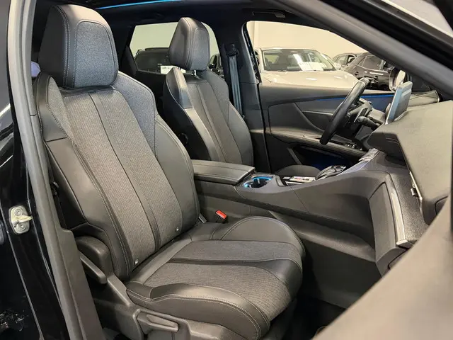 Peugeot 3008 1.2 PureTech GT Line 2020 Benzine 19