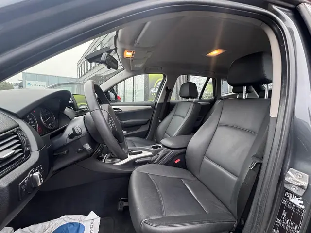 BMW X1 SDrive18i 2013 Benzine 10