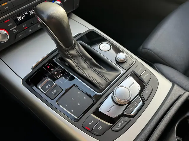 Audi A6 Avant 1.8 TFSI ultra Advance Sport 2018 Benzine 22