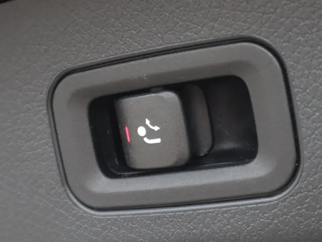 Mercedes-Benz GLB 200 2021 Benzine 10