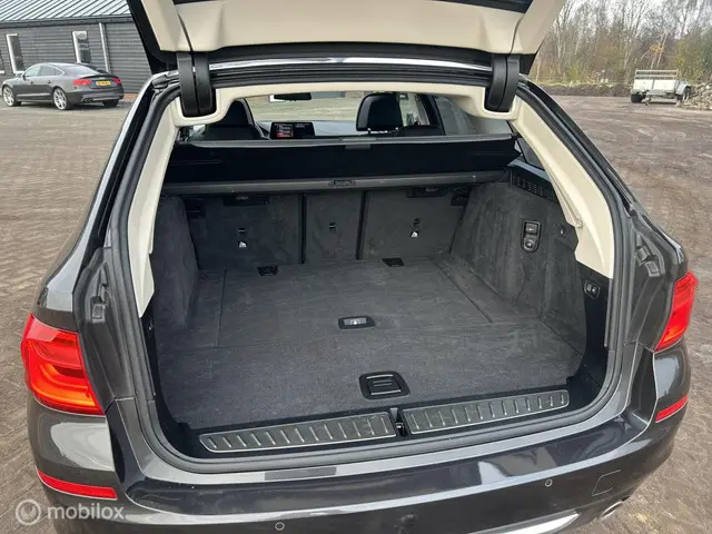 BMW 5 Serie Touring 530i High Executive 2020 Benzine 6