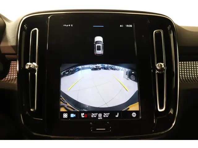 Volvo XC40 Recharge Plus 2021 Elektrisch 13