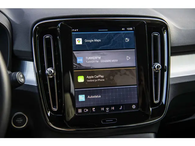 Volvo XC40 2.0 B3 Plus Black Edition 2025 Benzine 18