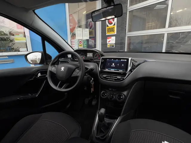 Peugeot 208 1.2 RIJKLAAR! Nieuwe Distributie 2019 Benzine 5