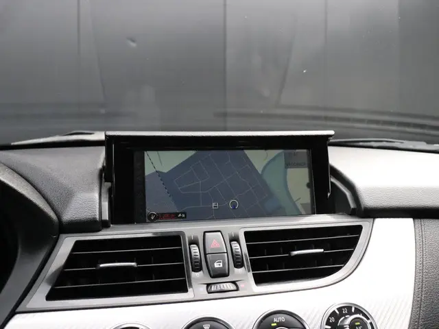 BMW Z4 Roadster sDrive18i High Executive 2016 Benzine 10