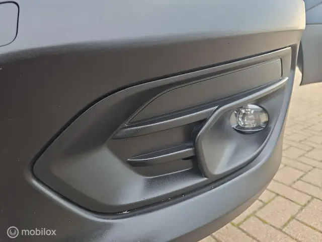 Iveco Daily 35S14 Koel/vries wagen automaat! 2023 Diesel 17