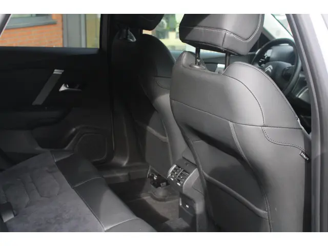 Citroën C4 1.2 Hybrid 136 Max 2024 Hybride Benzine 10