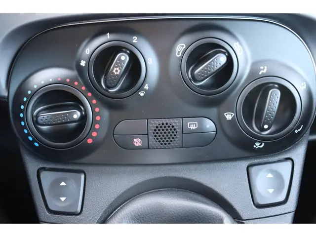 Fiat 500 0.9 TwinAir Turbo 500S org. NL-auto 2014 Benzine 15