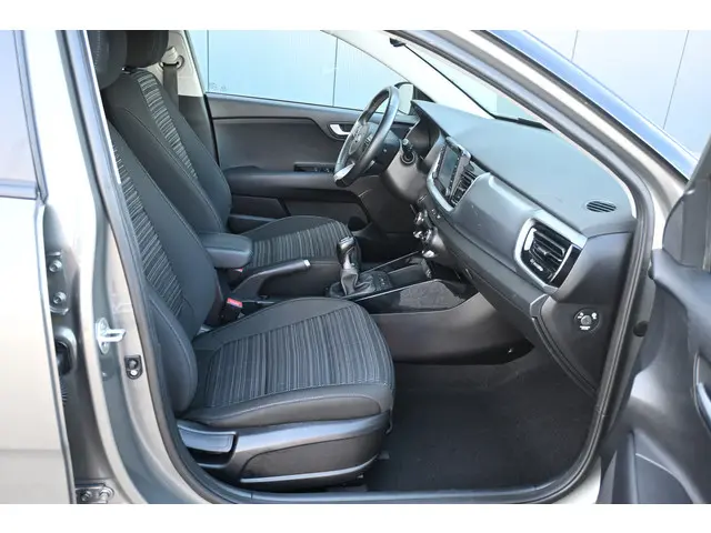 Kia Stonic 1.0 T-GDi DynamicPlusLine 2020 Benzine 33