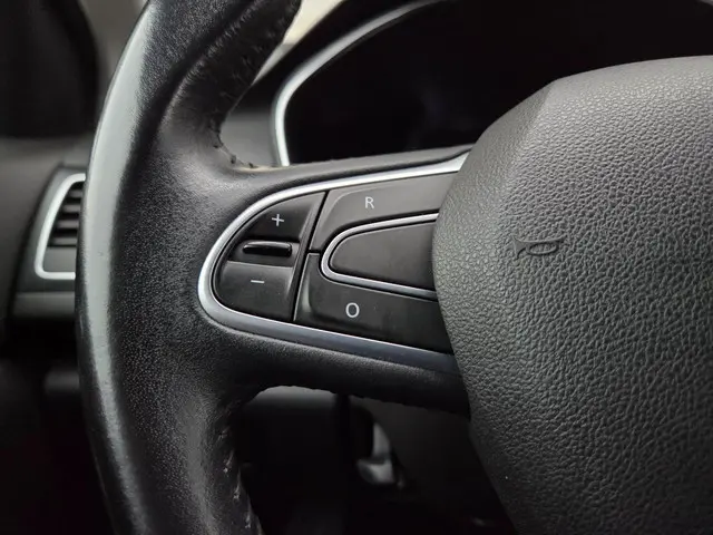 Renault Mégane Estate 1.3 TCe Limited 2018 Benzine 21