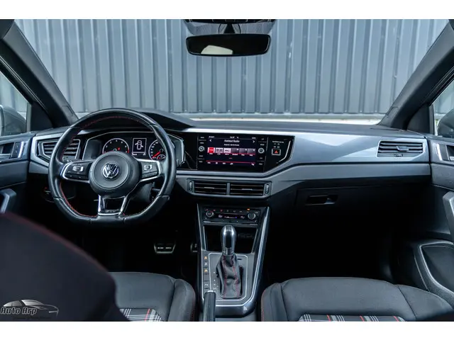 Volkswagen Polo 2.0 TSI GTI 2019 Benzine 21