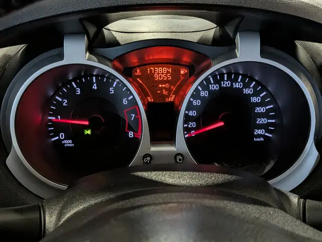 Nissan Juke 1.6 Acenta 2013 Benzine 15