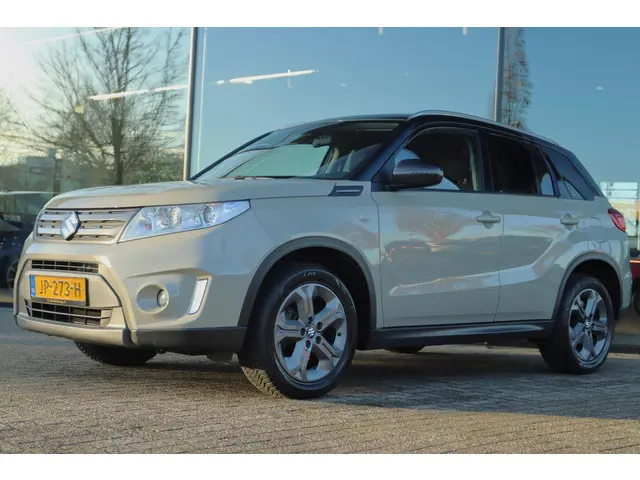 Suzuki Vitara 1.6 EXCLUSIVE AUT. 2016 Benzine