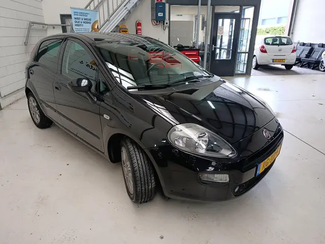 Fiat Punto Evo 0.9 TwinAir Sempre 2017 Benzine 17
