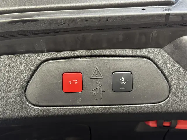 Opel Grandland 1.2 Turbo Ultimate 2024 Benzine 12