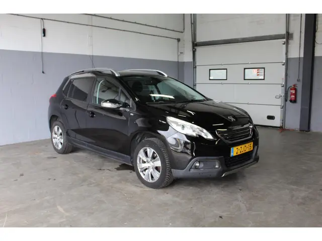 Peugeot 2008 1.2 PureTech Style 2015 Benzine