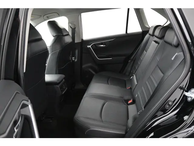 Toyota RAV4 2.5 Hybrid Executive 2021 Hybride Benzine 18