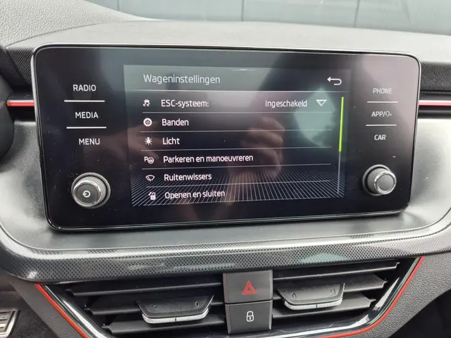 Škoda Scala 1.0 TSI Sport Business 2019 Benzine 17