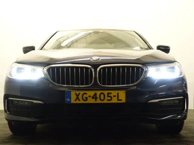 BMW 5 Serie 520i High Executive Aut- 2019 Benzine 32