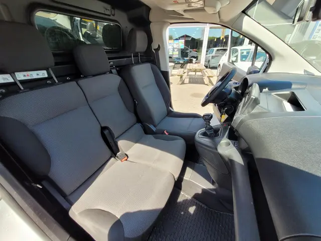 Citroën Berlingo 1.2 PureTech Control 2020 Benzine 26
