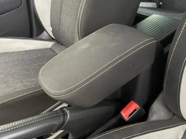 Škoda Kamiq 1.0 TSI Business Edition 2021 Benzine 15