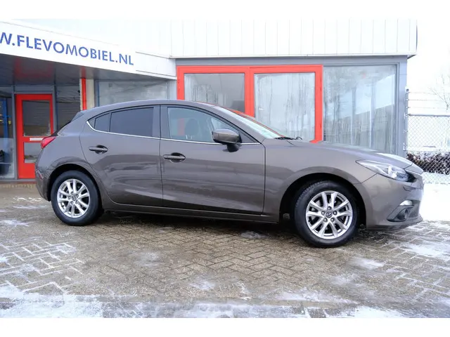 Mazda 3 2.0 TS+ Xenon|Nav|Clima|Stoelverw|LMV 2014 Benzine 4
