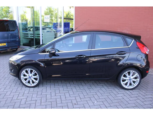 Ford Fiesta 1.0 EcoBoost 100 PK Titanium 2013 Benzine 5