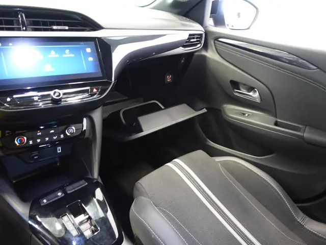 Opel Corsa 1.2 Turbo Automaat GS Line 2024 Benzine 23