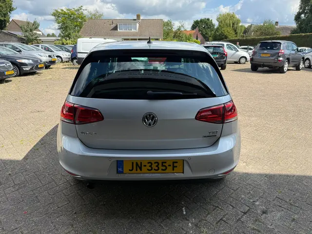 Volkswagen Golf 1.0 TSI Connected Series 2016 Benzine 3