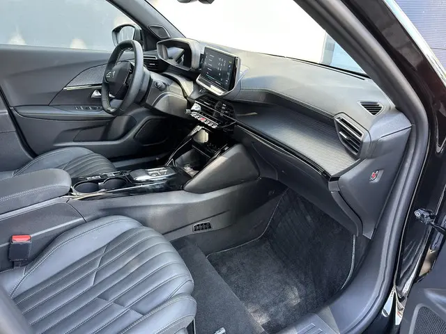 Peugeot e-2008 EV GT 2022 Elektrisch 41