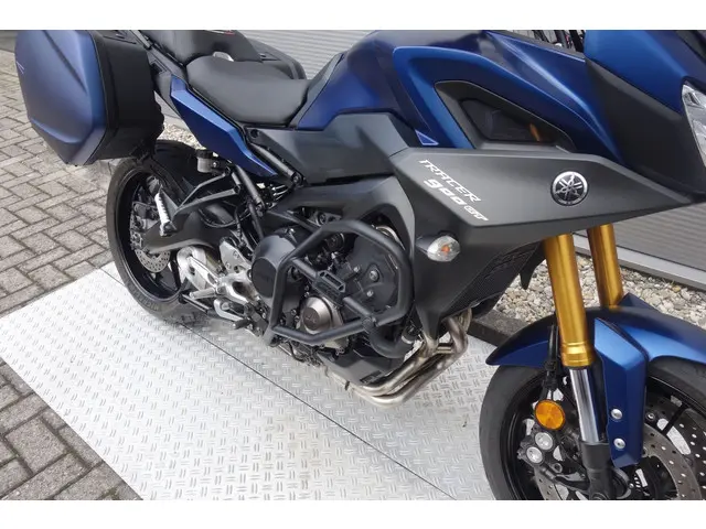 Yamaha TRACER 900 GT 2018 Benzine 8