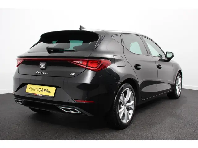 SEAT Leon 1.5 eTSI 150pk DSG FR 2020 Benzine 4